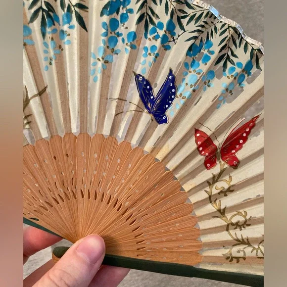Butterfly Floral Vintage Folding Fan - Picture 7 of 16